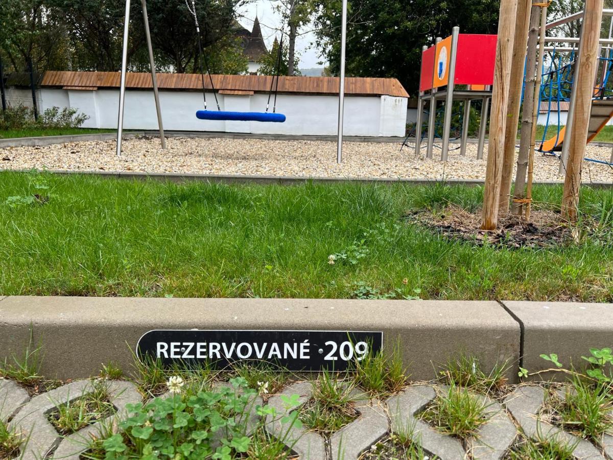 Apartment Timo Besen 209 Bešeňová Eksteriør billede